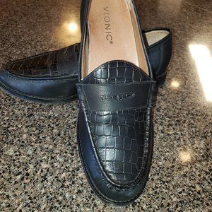 7.5 Vionic Black Penny Loafer Croc Embossed Waverly Loafer - Ladies Slip-on